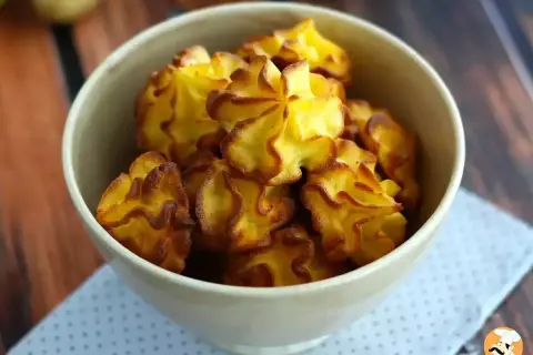 Pommes Dauphine dorées et croustillantes, parfait accompagnement repas noël.